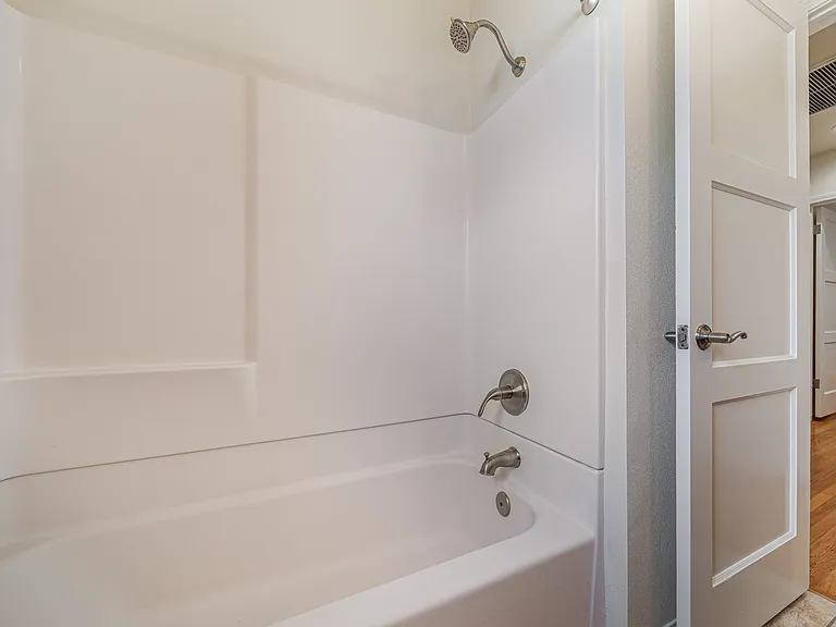 549 N La Sena Ave — Photo 16