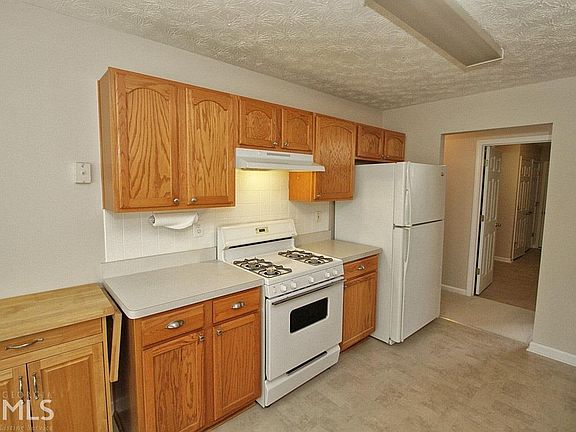 2nd image of 3682 Kilt Ln
