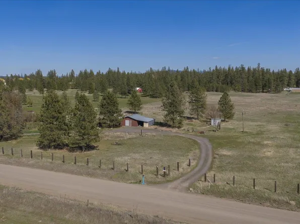 12812 N Dover Rd, Nine Mile Falls, WA 99026
