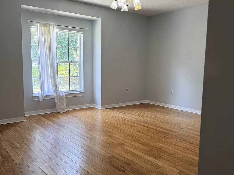 32550 Lakeshore Dr — Photo 6