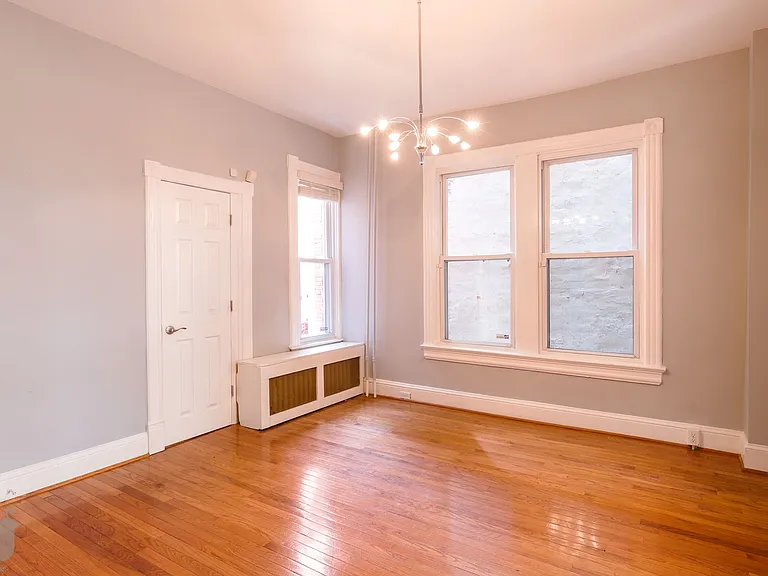 742 Harvard St NW — Photo 13