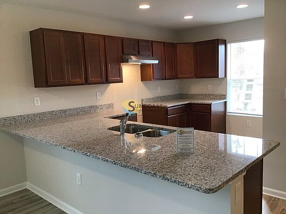 4th image of 7100 Plymouth Grove Ct