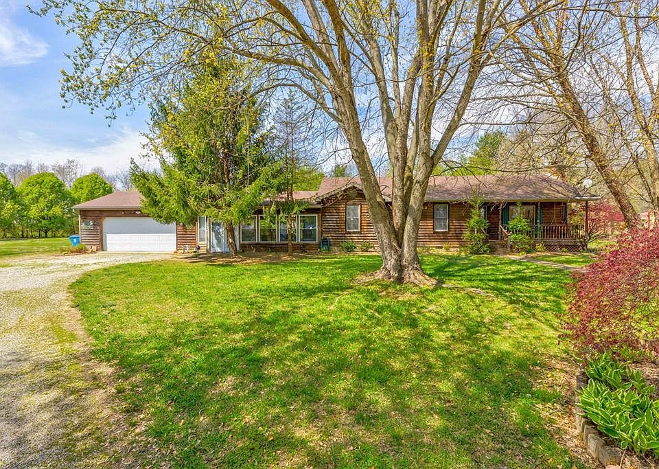 1st image of 5625 Sarah Dr