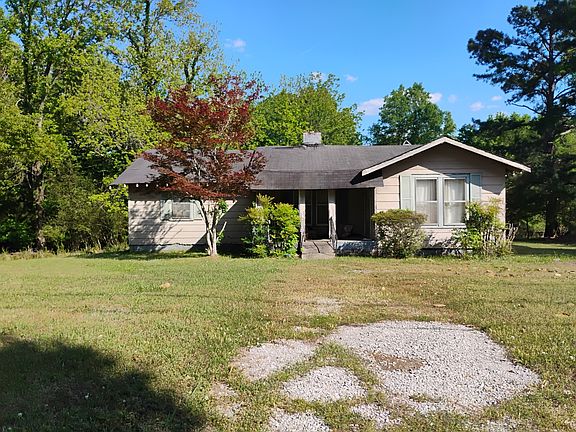 2nd image of 814 N Pisgah Rd