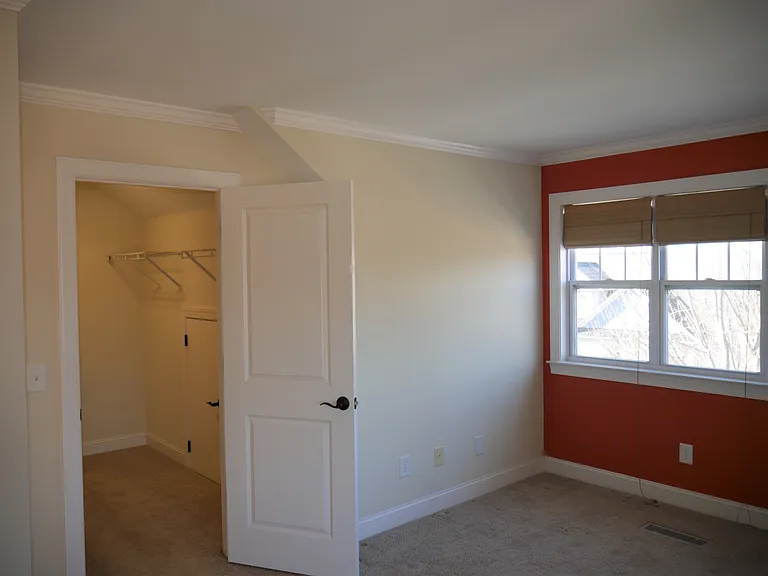 1330 Mint St — Photo 13