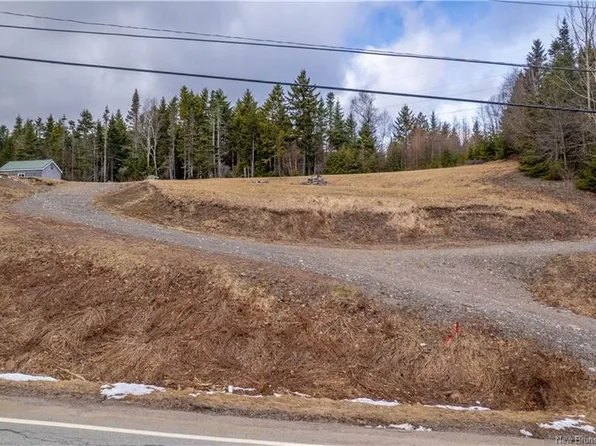 93 South St, Saint George, NB E5C 3L1