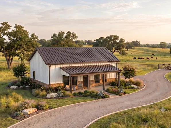 1049 Grassland, Bulverde, TX 78163