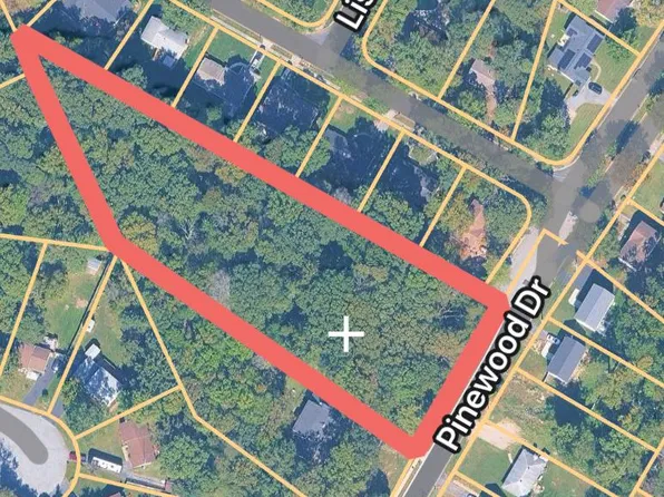 Pinewood Dr, Waldorf, MD 20601