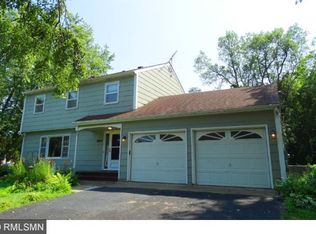 2234 Holloway Ave E, Maplewood, MN 55109