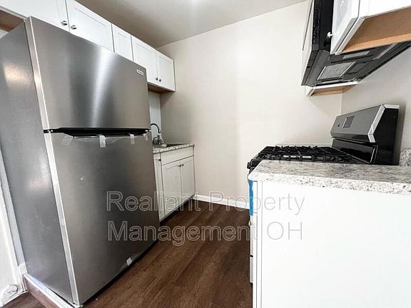 2nd image of 1421 Franklin Ave