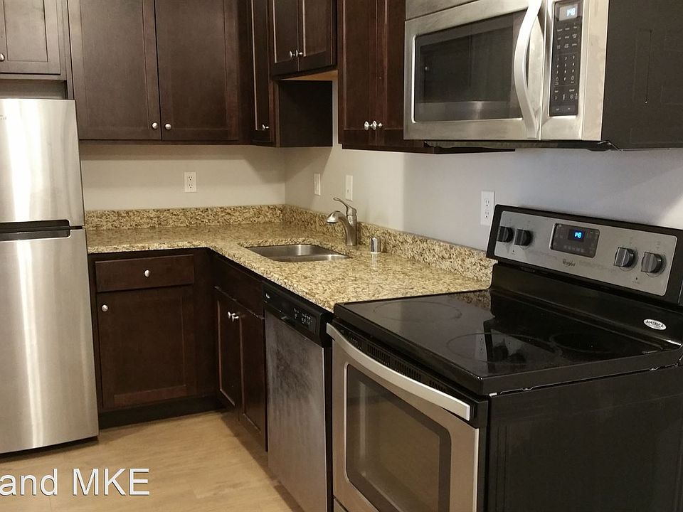 1st image of 2019 N Farwell Ave APT 103