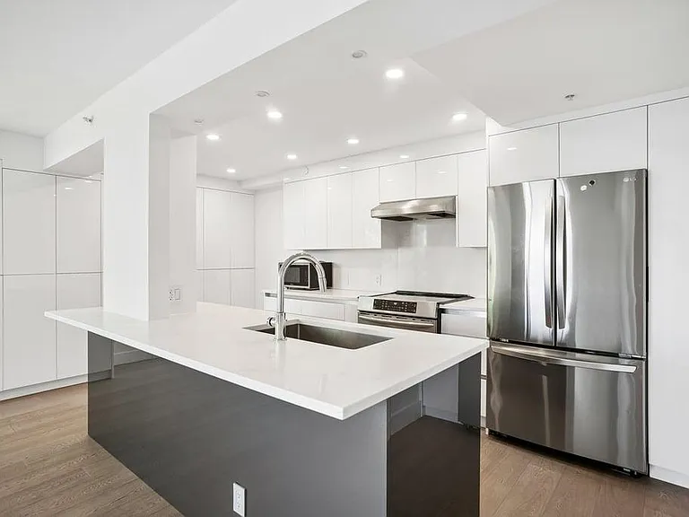 2348 Heather St #501 — Photo 13