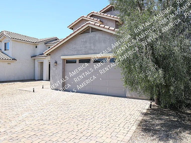 11862 N 79th Dr — Photo 3