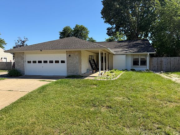 2nd image of 921 Bowling Green Trl