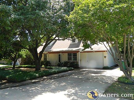 Shows the two car driveway