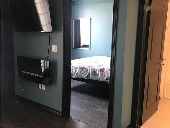 4th image of 1077 Gordon St #314