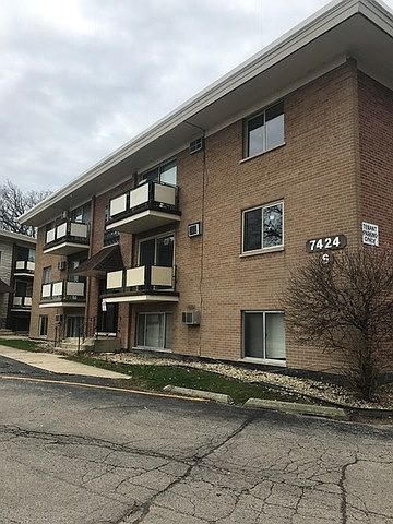 1st image of 7424 W 111th St APT 607