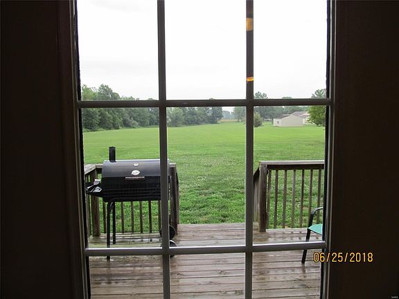 Great level lot and deck.