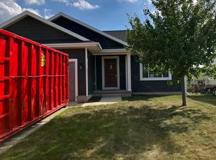 465 Saddleback Rd, Marion, IA 52302