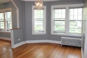 1st image of 4870 N Hermitage Ave #1