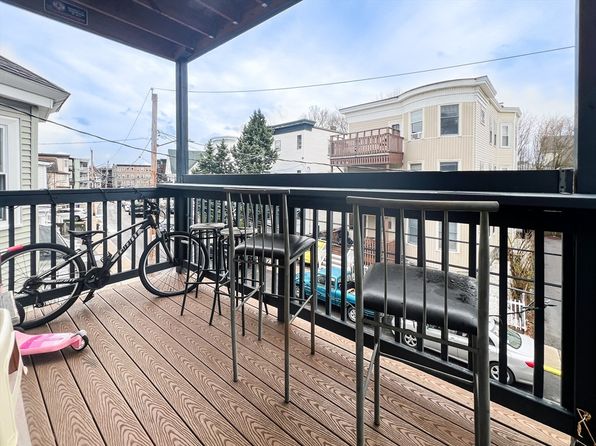 31 Haskell St, Allston, MA 02134