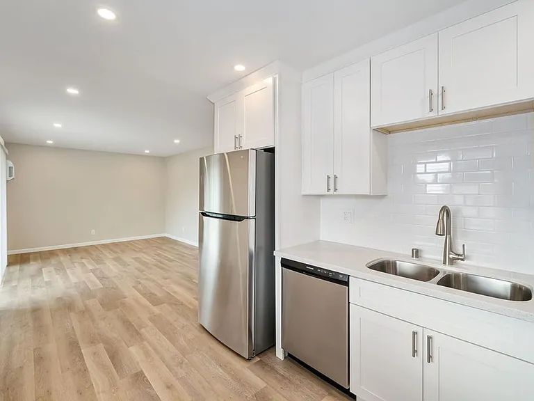 5340 Olmeda Ave — Photo 7