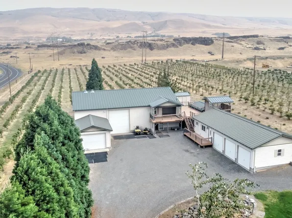 1520 Dallesport Rd, Dallesport, WA 98617