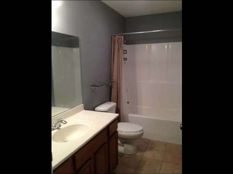 719 Liberty St — Photo 6