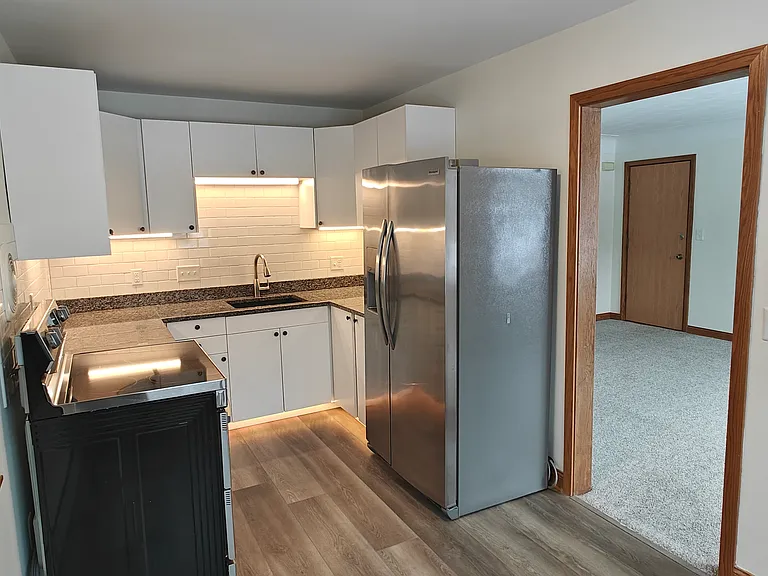 2473 Lake Ave #2 — Photo 17