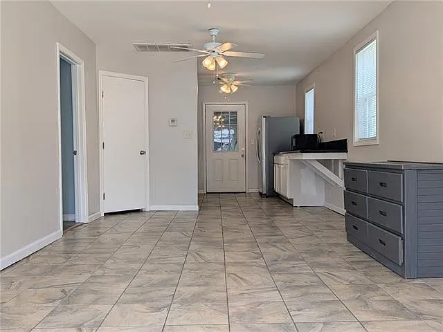 1509 Murl St — Photo 2
