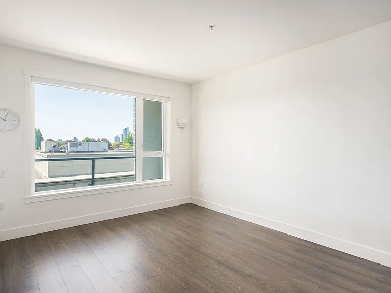 4477 Hastings St #509 — Photo 9