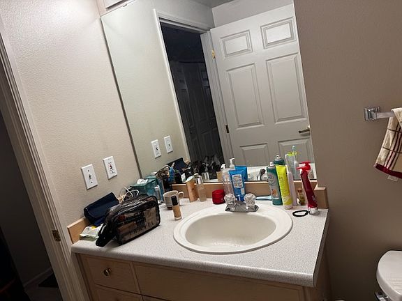 5th image of 177 107th Ave NE APT 1018