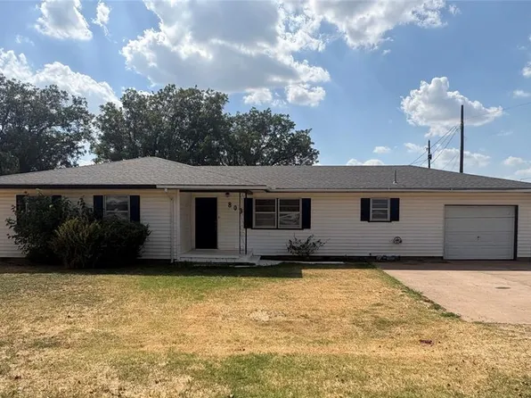 803 Willis Ave, Blair, OK 73526