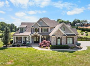 7809 Greenwell Rd, Knoxville, TN 37938