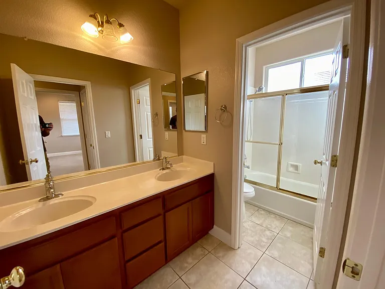 4028 Windsor Point Pl — Photo 7