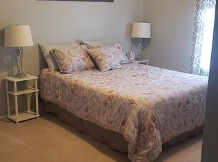 6637 Charlesgate Rd, Huber Heights, OH 45424