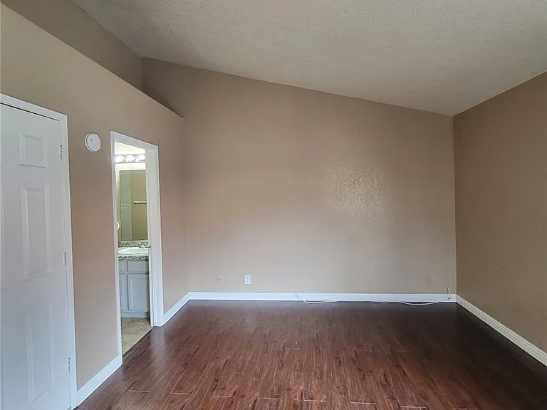 5044 S Rainbow Blvd #206 — Photo 10