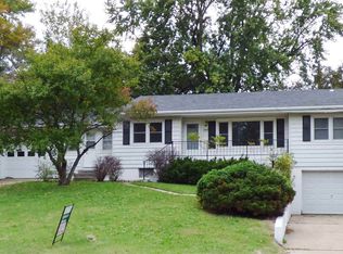 1905 Casement Rd, Manhattan, KS 66502