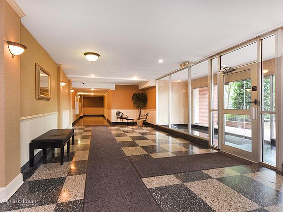 3rd image of 8335 139th St APT 2A