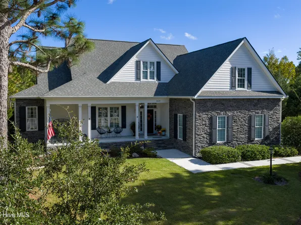 3239 St James Drive SE, Southport, NC 28461