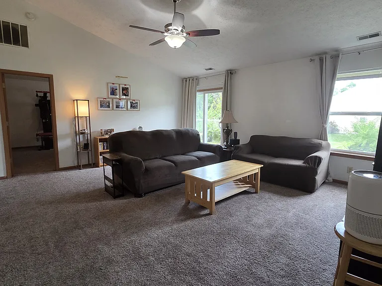 3113 Bluster Dr — Photo 3