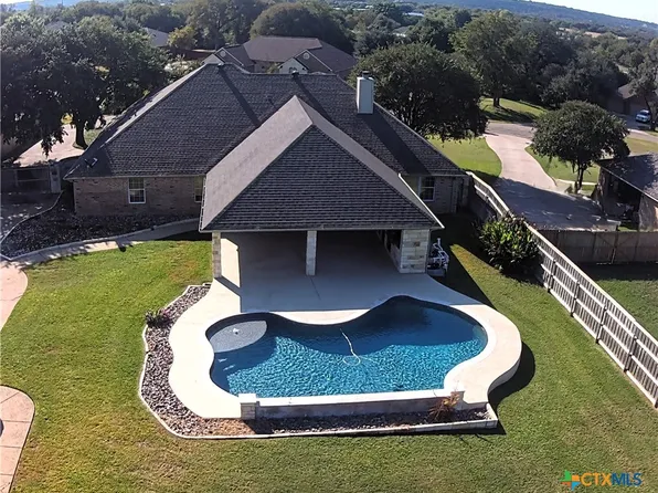 192 Spring Meadow Ln, Belton, TX 76513