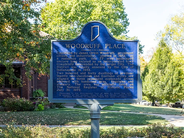 784 Woodruff Place East Dr #2 — Photo 34