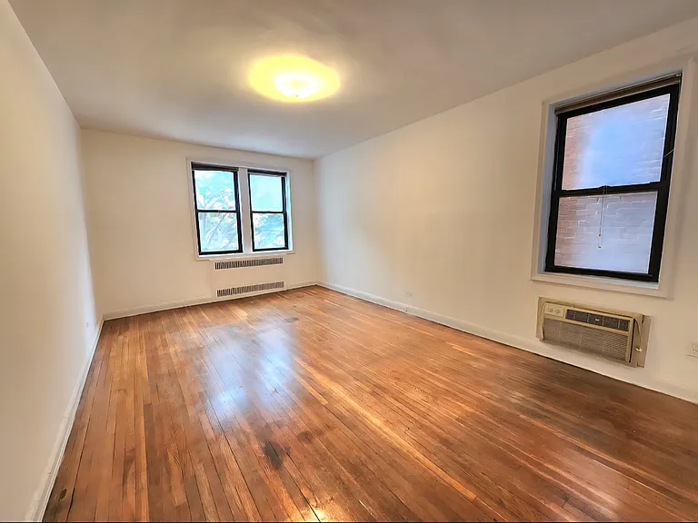 115 Saint Marks Pl #2 — Photo 8