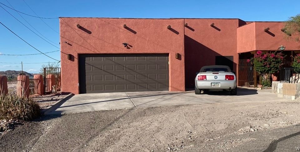 1st image of 2427 E 5th Street