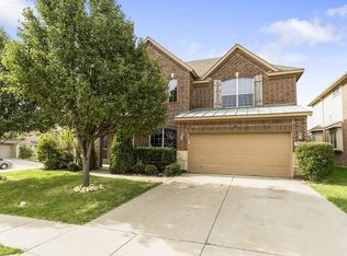 10280 Paintbrush Dr, Fort Worth, TX 76244