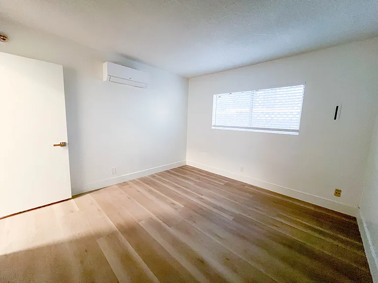 1316 N Fairfax Ave #2 — Photo 19