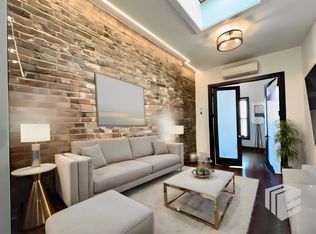 123 Kent Ave #4A, Brooklyn, NY 11249