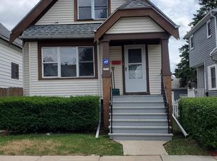 2319 W Rogers St, Milwaukee, WI 53204