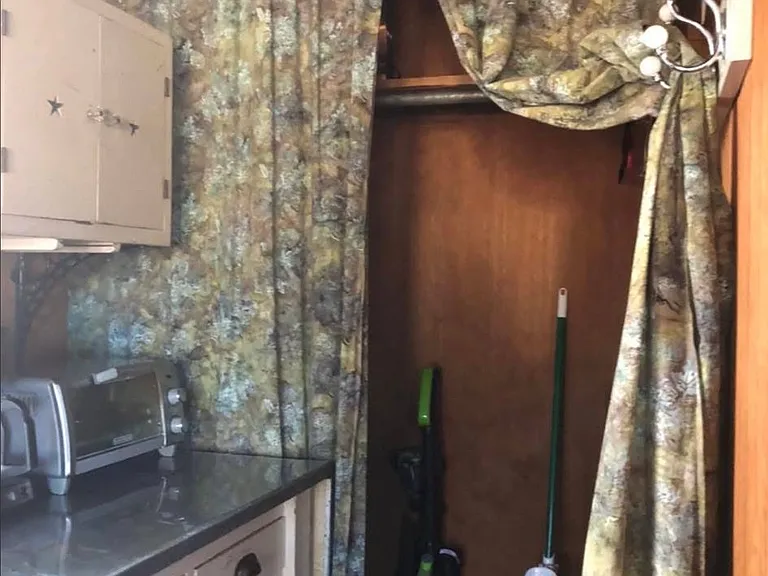 160 Evergreen Ln — Photo 6